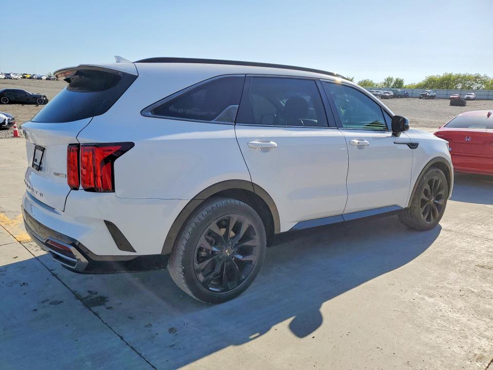 2021 Kia Sorento VIN 5XYRK4LF1MG032867 COPART salvage auction — WATER/FLOOD, Ky - Cert Of Title-Salvage Water, sold $5,700 on 2026-07-02 (photo 3)
