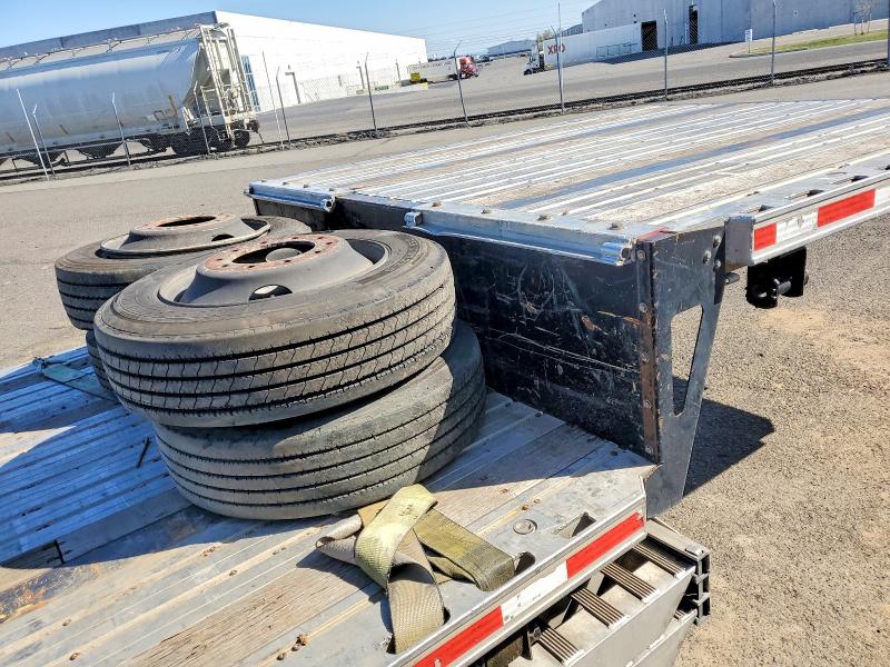 2016 Fontaine Flatbed trailer VIN 13N2532C8G1511734 COPART salvage auction — UNDERCARRIAGE, WA - BILL OF SALE, sold $11,900 on 2026-07-09 (photo 5)