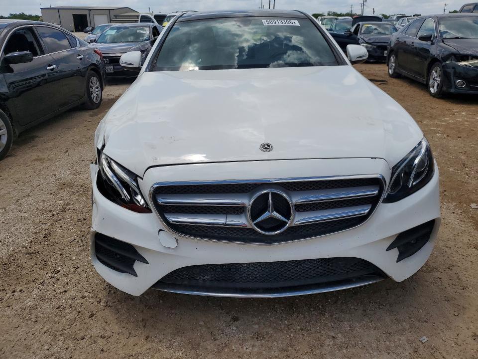 2018 Mercedes-benz E-klasse VIN WDDZF4JB1JA389133 COPART salvage auction — FRONT END, Tx - Salvage Vehicle Title, sold $8,200 on 2026-07-23 (photo 5)
