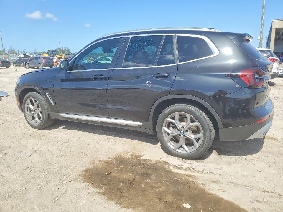 2024 BMW VIN 5UX53DP09R9V39251 COPART salvage auction — SIDE, Salvage Title, sold $21,200 on 2026-07-23 (photo 2)