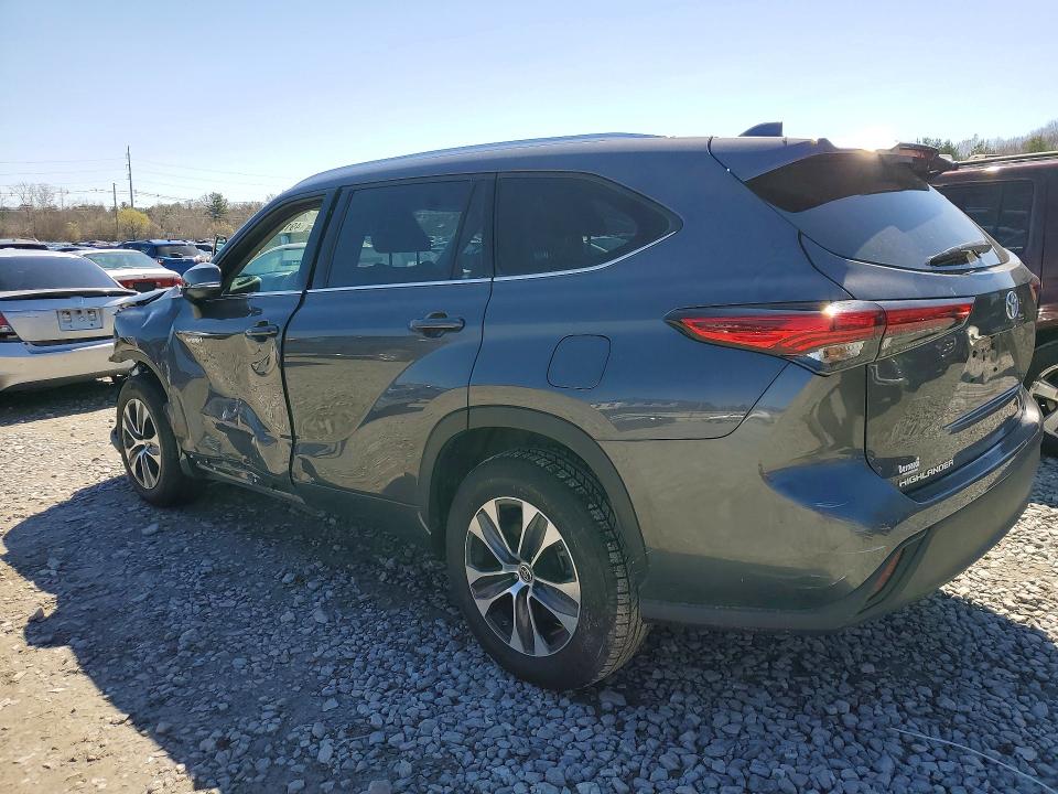 2021 Toyota Highlander VIN 5TDGARAH4MS506356 COPART salvage auction — SIDE, Id - Salvage Certificate Of Title, sold $15,700 on 2026-07-16 (photo 2)