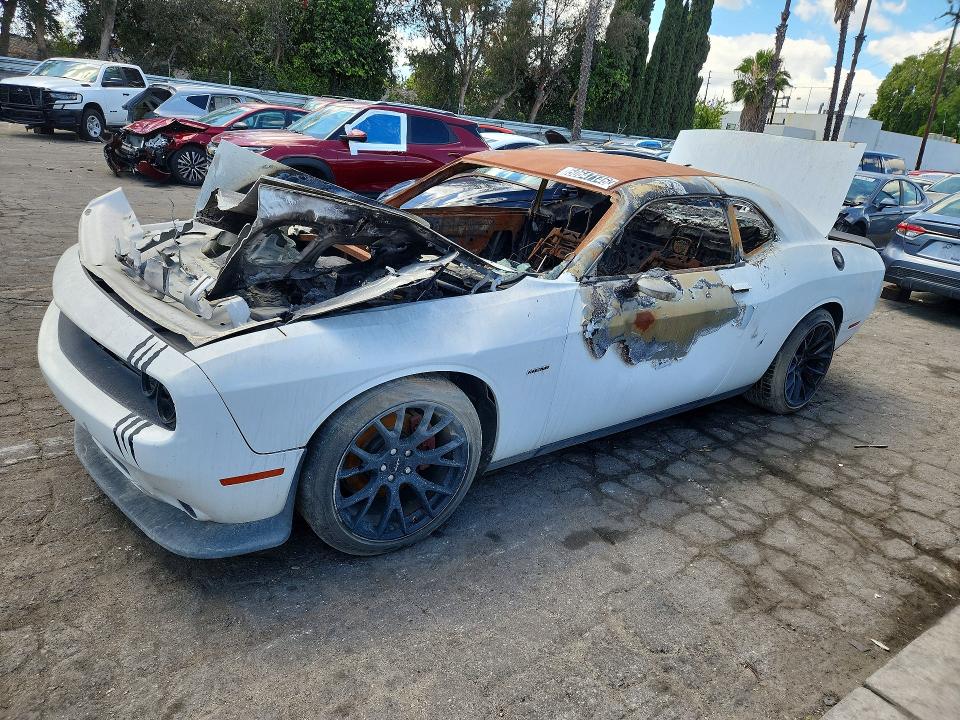 2019 Dodge Challenger VIN 2C3CDZBT4KH556957 — COPART salvage auction photo