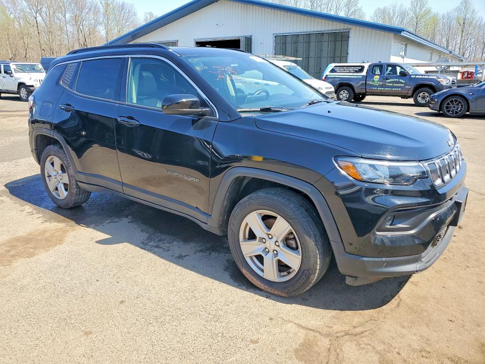 2022 Jeep Compass VIN 3C4NJDBB4NT199766 COPART salvage auction — MINOR DENT/SCRATCHES, Va - Certificate Of Title, sold $7,000 on 2026-07-30 (photo 4)