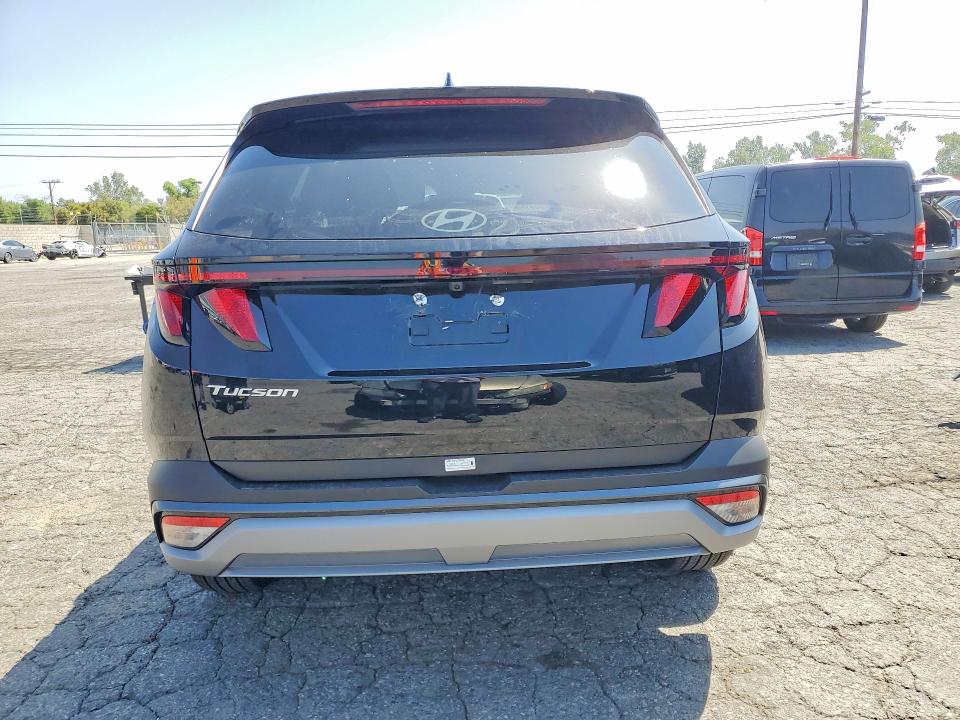 2026 Hyundai Tucson VIN 5NMJB3DE1TH678055 COPART salvage auction — NORMAL WEAR, FL - CERT OF TITLE SLVG REBUILDABLE (P), sold $9,500 on 2026-07-30 (photo 6)