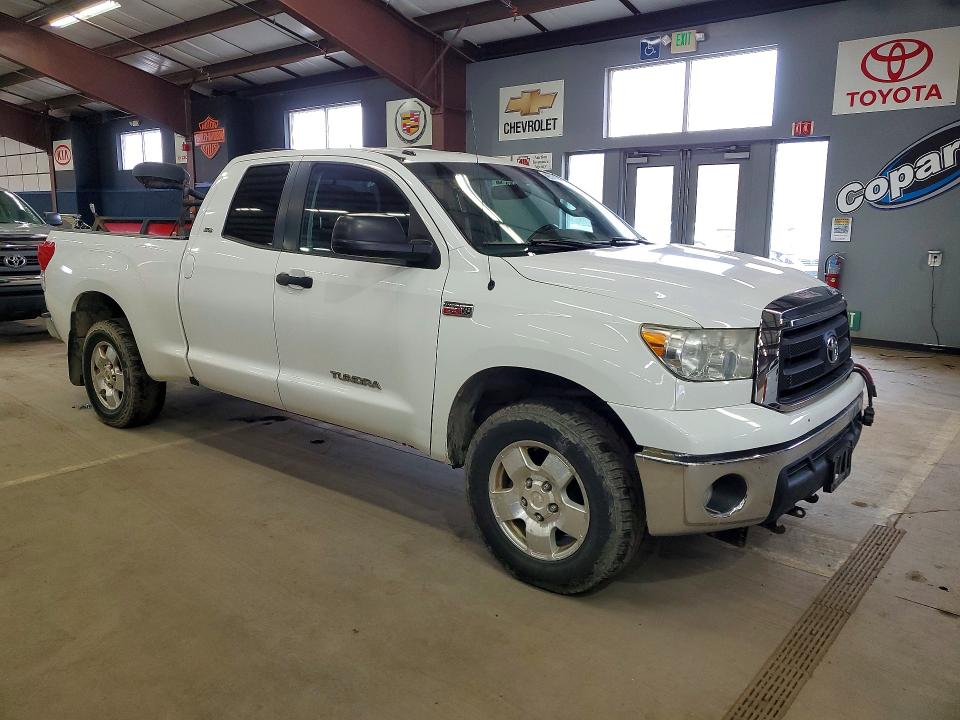 2012 Toyota Tundra VIN 5TFUY5F11CX253363 COPART salvage auction — MINOR DENT/SCRATCHES, Vt - Certificate Of Title, sold $5,900 on 2026-07-31 (photo 4)