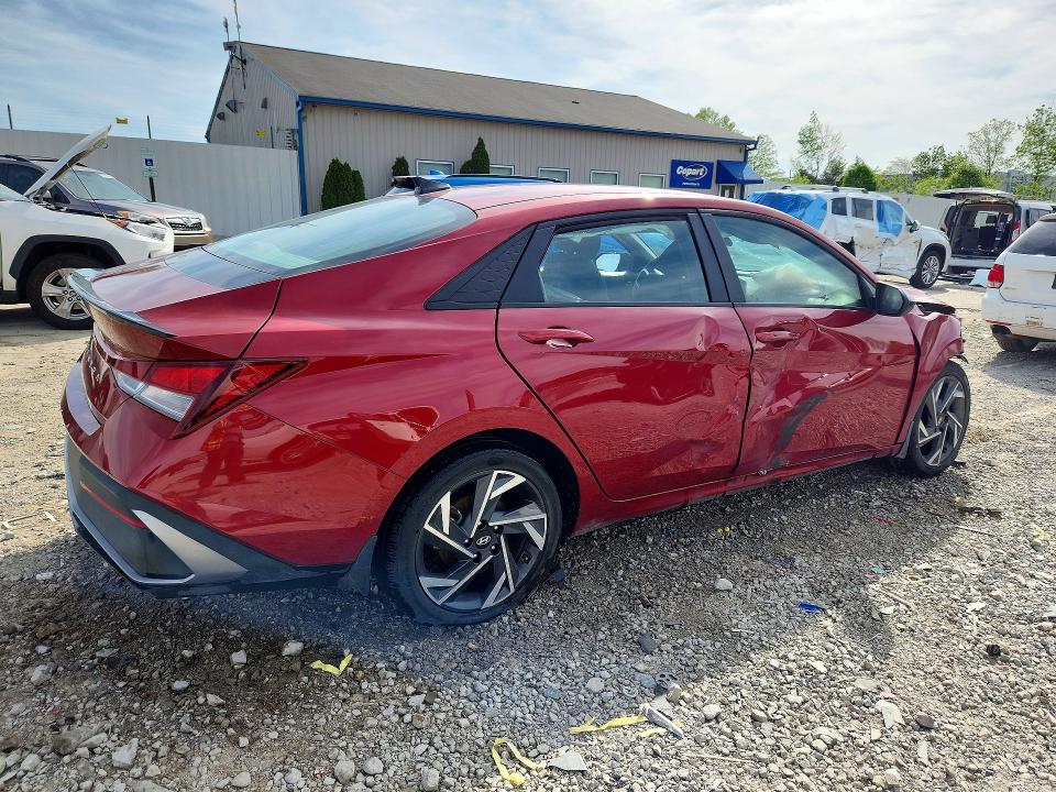 2025 Hyundai Elantra VIN KMHLM4DG8SU998048 COPART salvage auction — FRONT END, Ky - Bill Of Sale/Part Only/No Titl, sold $1,850 on 2026-07-30 (photo 3)