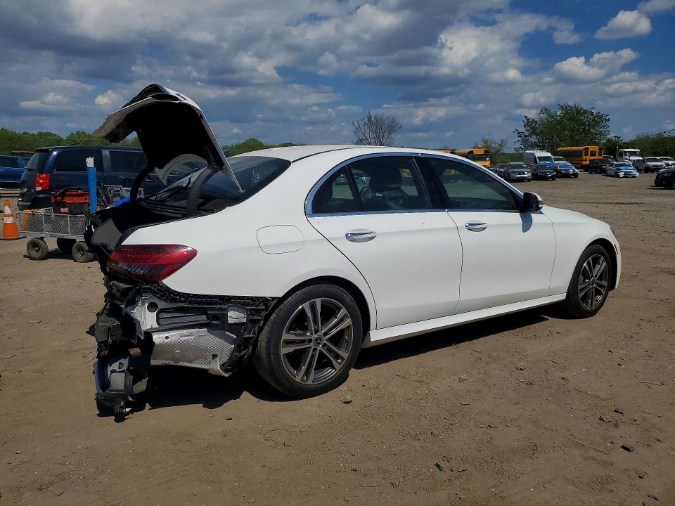 2021 Mercedes-benz E-klasse VIN W1KZF8EB3MA976035 COPART salvage auction — REAR END, Salvage Title, sold $6,800 on 2026-07-21 (photo 3)