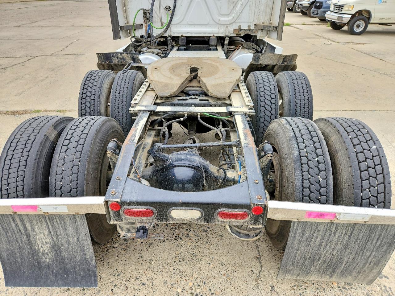 2019 Freightliner Cascadia 126 VIN 3AKJHHDR6KSKD5436 COPART salvage auction — Normal Wear, PA - DIS/DLR/EXP ONLY CLEAN TITLE, sold $24,400 on 2026-07-08 (photo 9)
