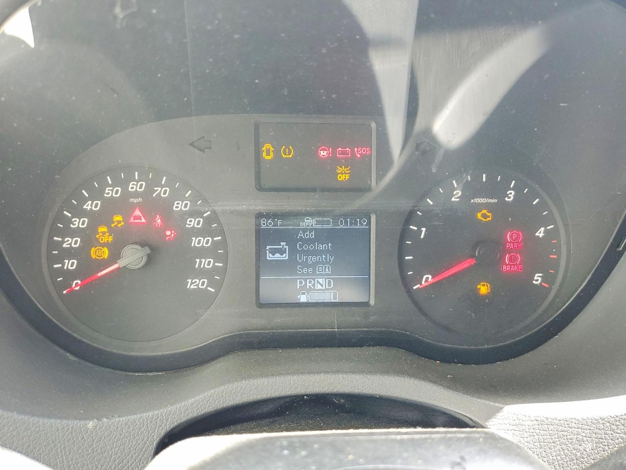 2019 Mercedes-Benz Sprinter VIN WD4PF1CD5KP140742 COPART salvage auction — All Over, MO - SALVAGE CERTIFICATE OF TITLE, sold $2,900 on 2026-07-09 (photo 8)