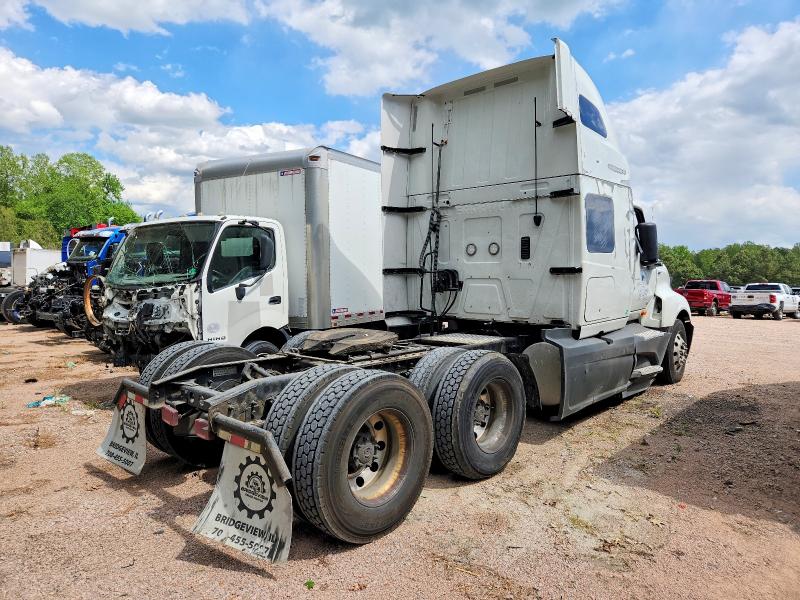2020 International VIN 3HSDZAPR5LN859234 COPART salvage auction — ROLLOVER, VA - CERT OF TITLE - SALVAGE, sold $9,800 on 2026-09-24 (photo 4)