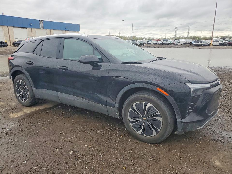 2024 Chevrolet Blazer VIN 3GNKDBRJ0RS292198 COPART salvage auction — REAR END, Mi - Certificate Of Title, sold $12,900 on 2026-07-02 (photo 4)