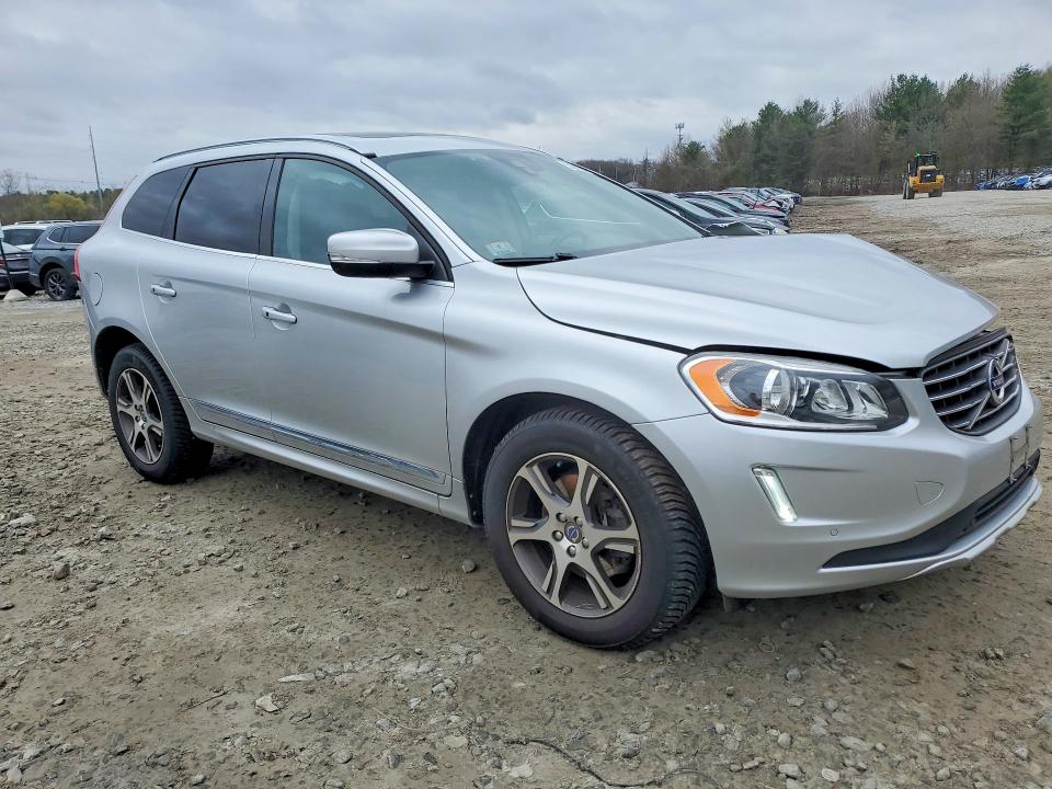 2015 Volvo Xc60 VIN YV4902RK5F2749765 COPART salvage auction — FRONT END, Ma - Cert Of Title-Reconstrctd Coll, sold $2,150 on 2026-07-22 (photo 4)