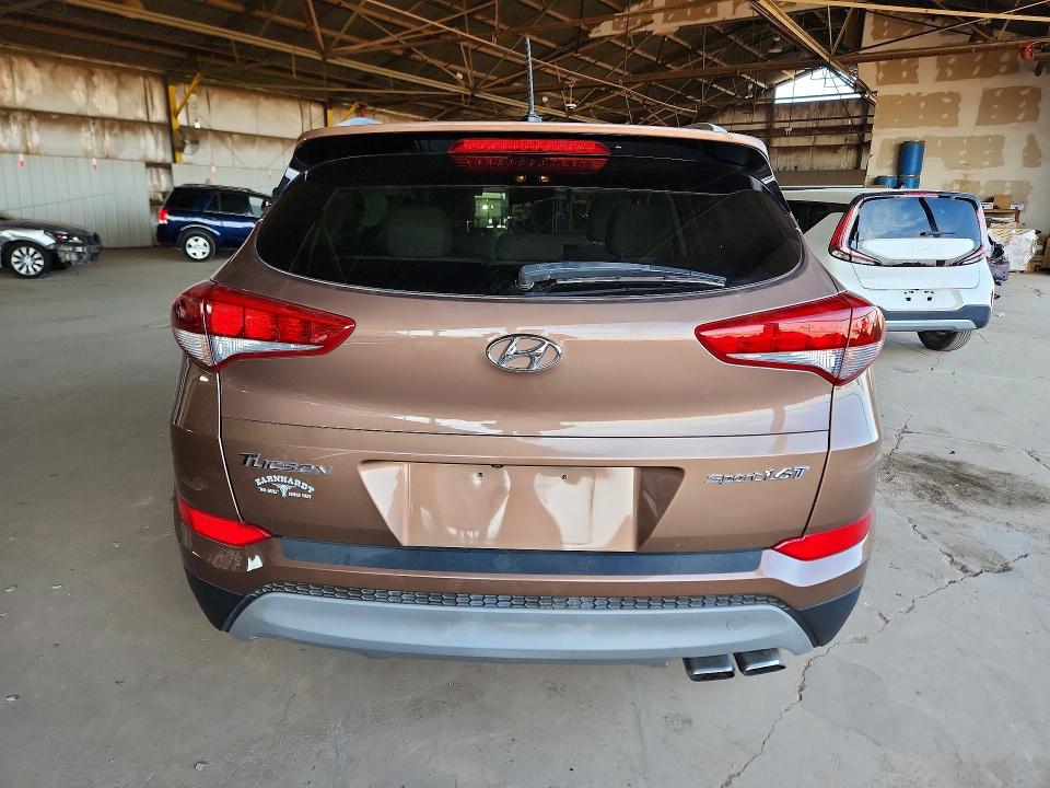 2017 Hyundai Tucson VIN KM8J33A28HU460245 COPART salvage auction — FRONT END, Az - Cert Of Title - Salvage, sold $2,500 on 2026-07-13 (photo 6)