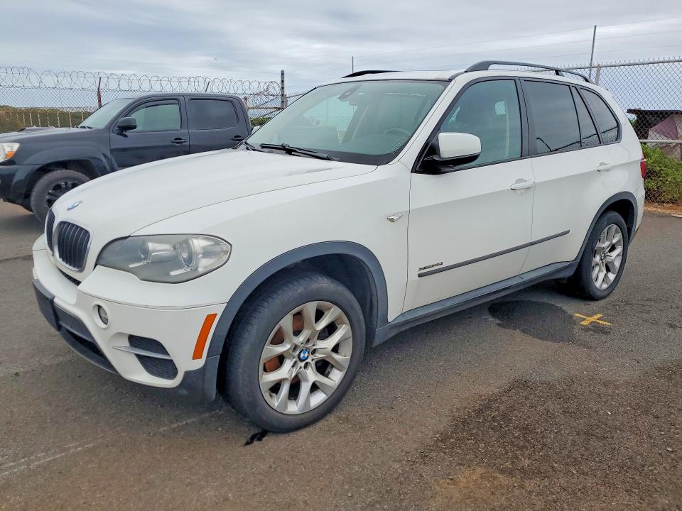 2013 BMW X5 VIN 5UXZV4C54D0B04845 COPART salvage auction — WATER/FLOOD, Hi - Certificate Of Salvage, sold $550 on 2026-07-27 (photo 1)