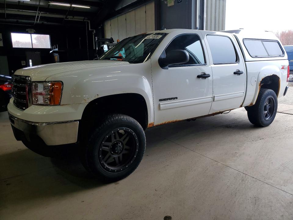 2013 Gmc SIERRA VIN 3GTP2VE79DG283883 COPART salvage auction — MINOR DENT/SCRATCHES, Ny - Certificate Of Title, sold $4,500 on 2026-07-24 (photo 1)