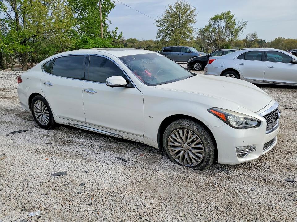 2015 Infiniti Q70 VIN JN1BY1PR6FM832037 COPART salvage auction — SIDE, MD - CERT OF SALVAGE > 75% DAMAGE, sold $2,600 on 2026-07-30 (photo 4)