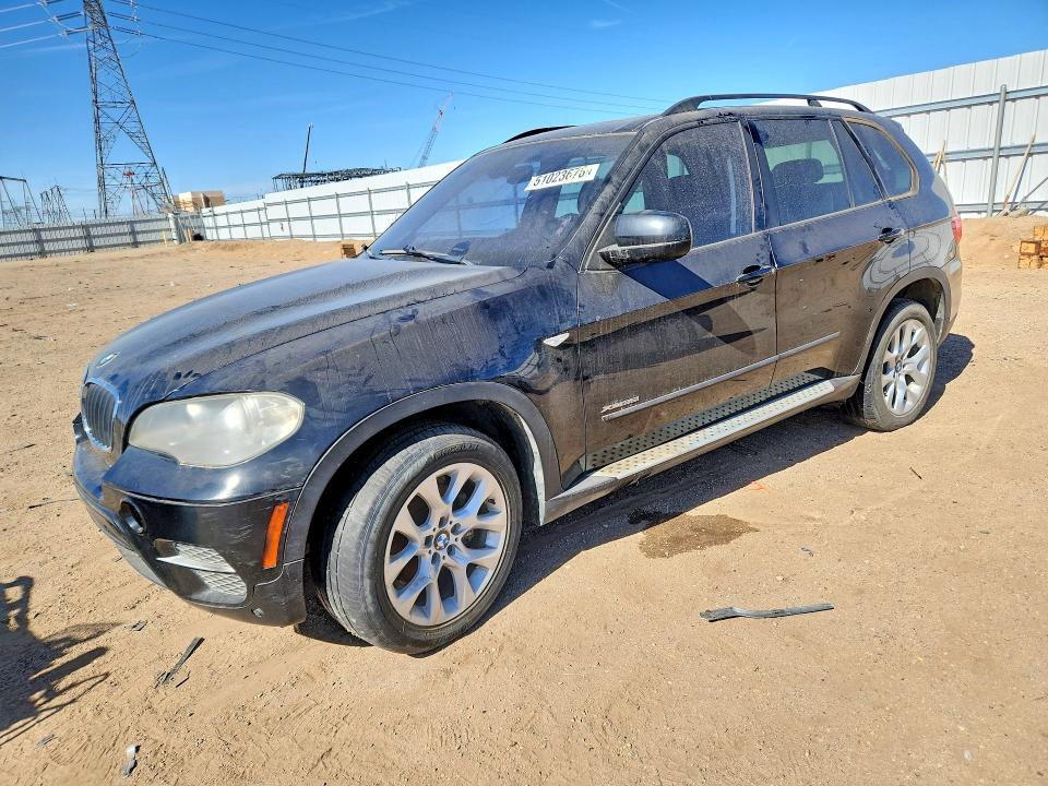 2012 BMW X5 VIN 5UXZV4C52CL987533 COPART salvage auction — MINOR DENT/SCRATCHES, Tx - Dis/Dlr/Exp Only Salvage Title, sold $500 on 2026-07-20 (photo 1)