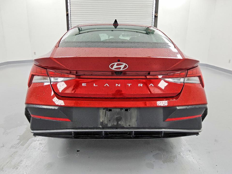 2025 Hyundai Elantra VIN KMHLS4DG5SU953316 COPART salvage auction — FRONT END, TX - CERTIFICATE OF TITLE, sold $12,000 on 2026-07-09 (photo 6)