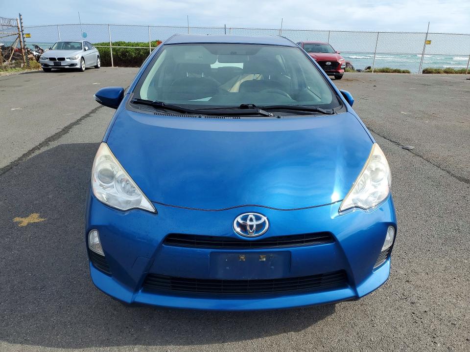 2012 Toyota Prius c VIN JTDKDTB30C1515343 COPART salvage auction — WATER/FLOOD, Hi - Certificate Of Salvage, sold $2 on 2026-07-20 (photo 5)