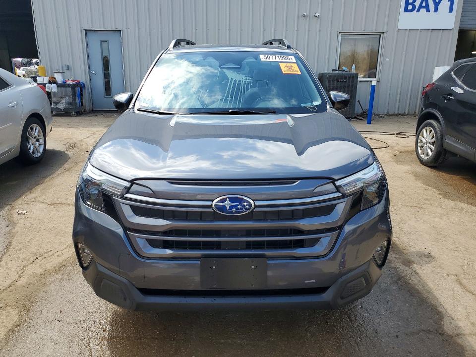 2025 Subaru Forester VIN JF2SLDDC5SH408530 COPART salvage auction — SIDE, Salvage Title, sold $7,700 on 2026-09-01 (photo 5)