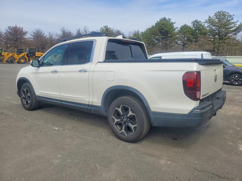 2017 Honda Ridgeline VIN 5FPYK3F70HB002841 COPART salvage auction — NORMAL WEAR, Oh - Certificate Of Title, sold $7,300 on 2026-07-02 (photo 2)