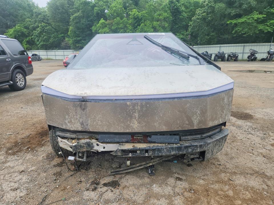 2025 Tesla Cybertruck VIN 7G2CEHED9SA078638 COPART salvage auction — ALL OVER, Ar - Cert Of Title-Salvage, sold $25,250 on 2026-07-09 (photo 5)