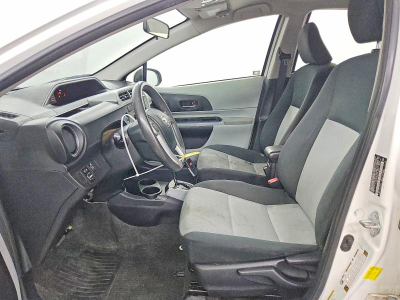 2012 Toyota Prius c VIN JTDKDTB38C1026463 COPART salvage auction — MINOR DENT/SCRATCHES, Ca - Lien Papers-Salvage Or Ac, sold $1,250 on 2026-07-02 (photo 7)