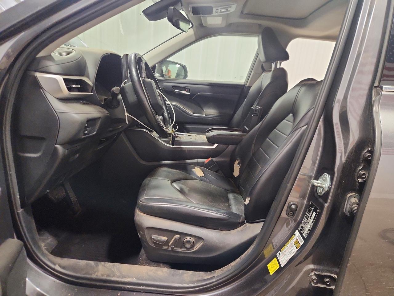 2021 Toyota Highlander VIN 5TDGZRBH2MS160508 COPART salvage auction — Rear End, IN - CERTIFICATE OF TITLE, sold $10,800 on 2026-07-09 (photo 7)