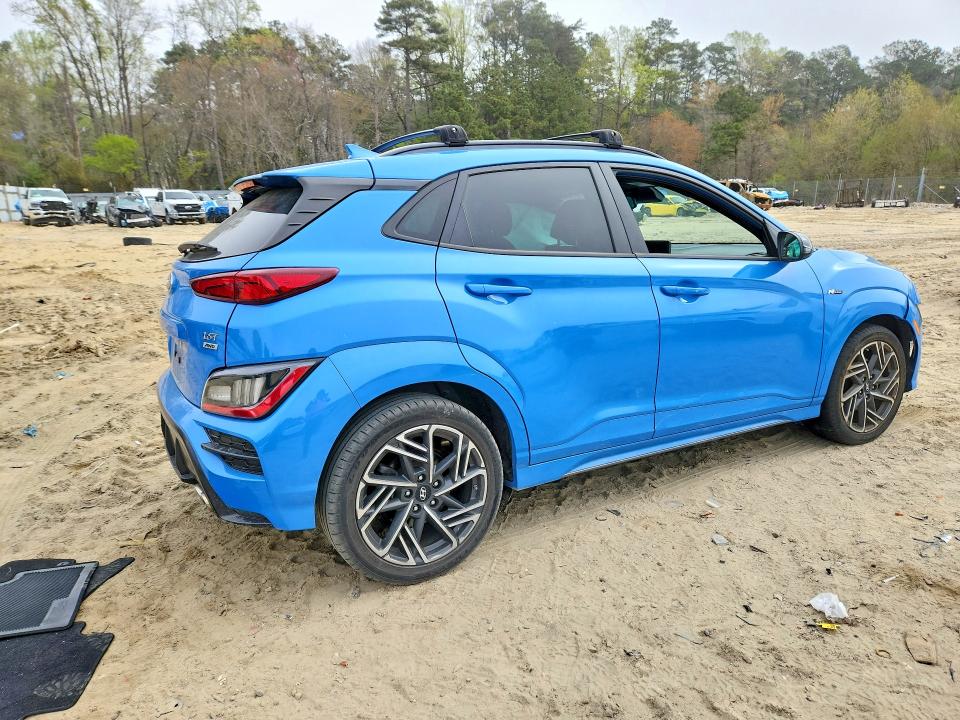 2022 Hyundai Kona VIN KM8K3CA32NU792853 COPART salvage auction — SIDE, Md - Cert Of Salvage > 75% Damage, sold $250 on 2026-07-21 (photo 3)