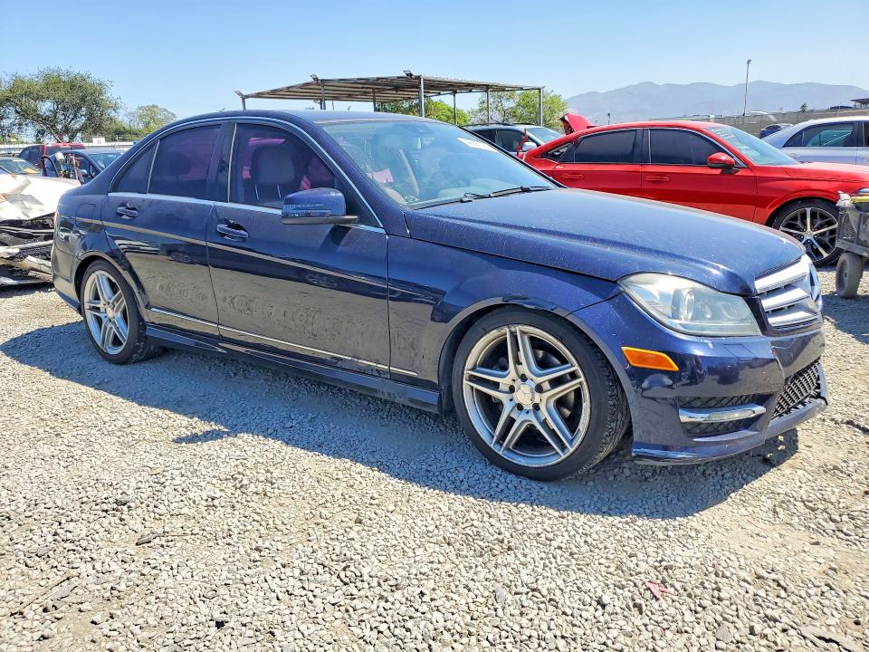 2013 Mercedes-benz C-klasse VIN WDDGF4HB4DA854764 COPART salvage auction — FRONT END, Ca - Lien Papers-Clean Or Ac, sold $325 on 2026-07-17 (photo 4)