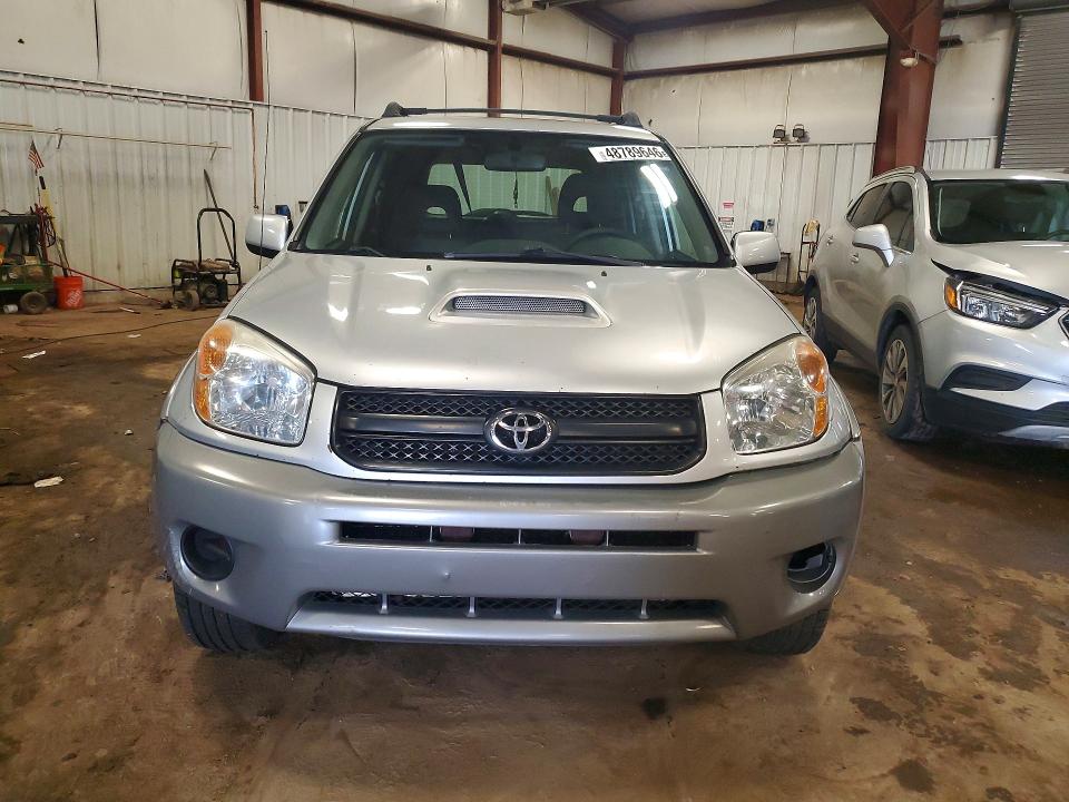 2004 Toyota Rav 4 VIN JTEHD20V340026155 COPART salvage auction — WATER/FLOOD, Mi - Cert Of Title-Flood Vehicle, sold $1,100 on 2026-07-06 (photo 5)