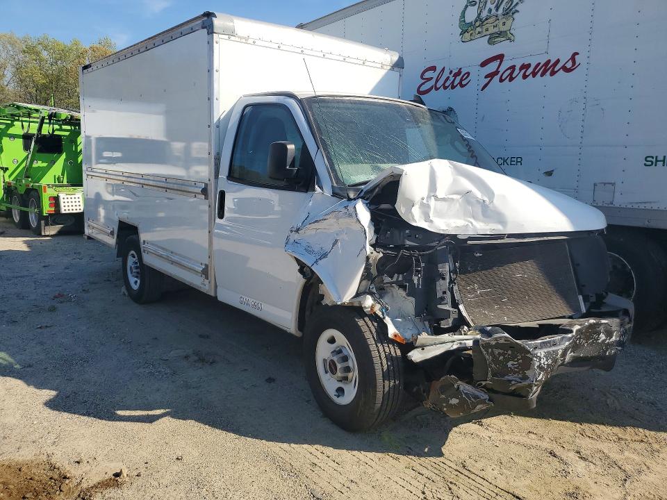 2022 Gmc Savana 3500 VIN 1GD07RFP1N1174905 COPART salvage auction — FRONT END, Az - Cert Of Title - Salvage, sold $3,450 on 2026-07-09 (photo 4)