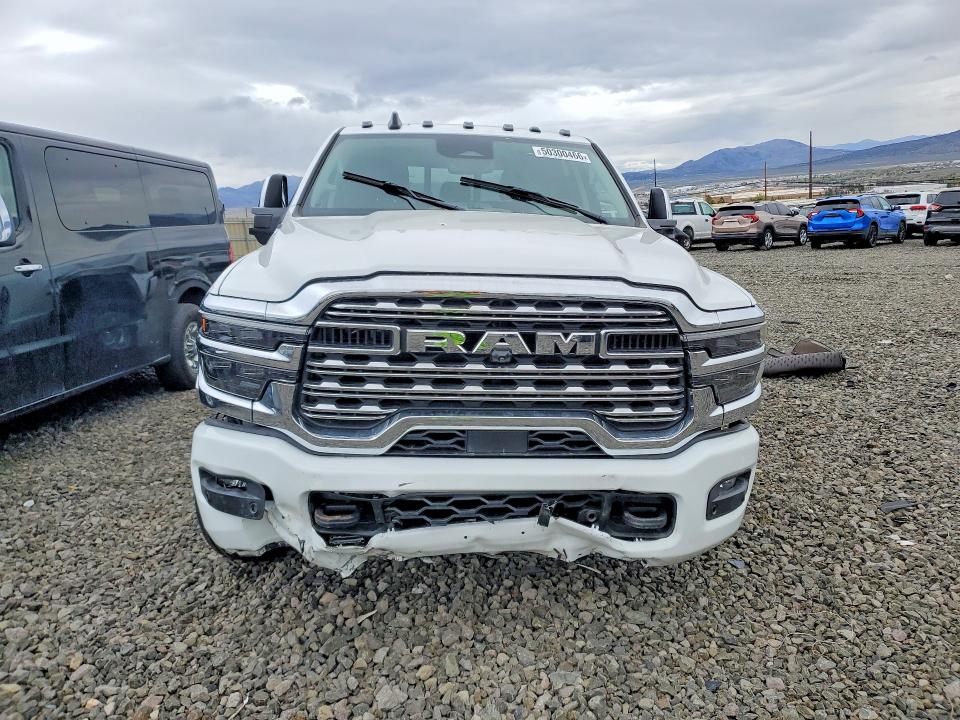 2026 Ram 3500 VIN 3C63RRPL4TG159179 COPART salvage auction — Side, NV - SALVAGE TITLE, sold $41,000 on 2026-06-11 (photo 5)