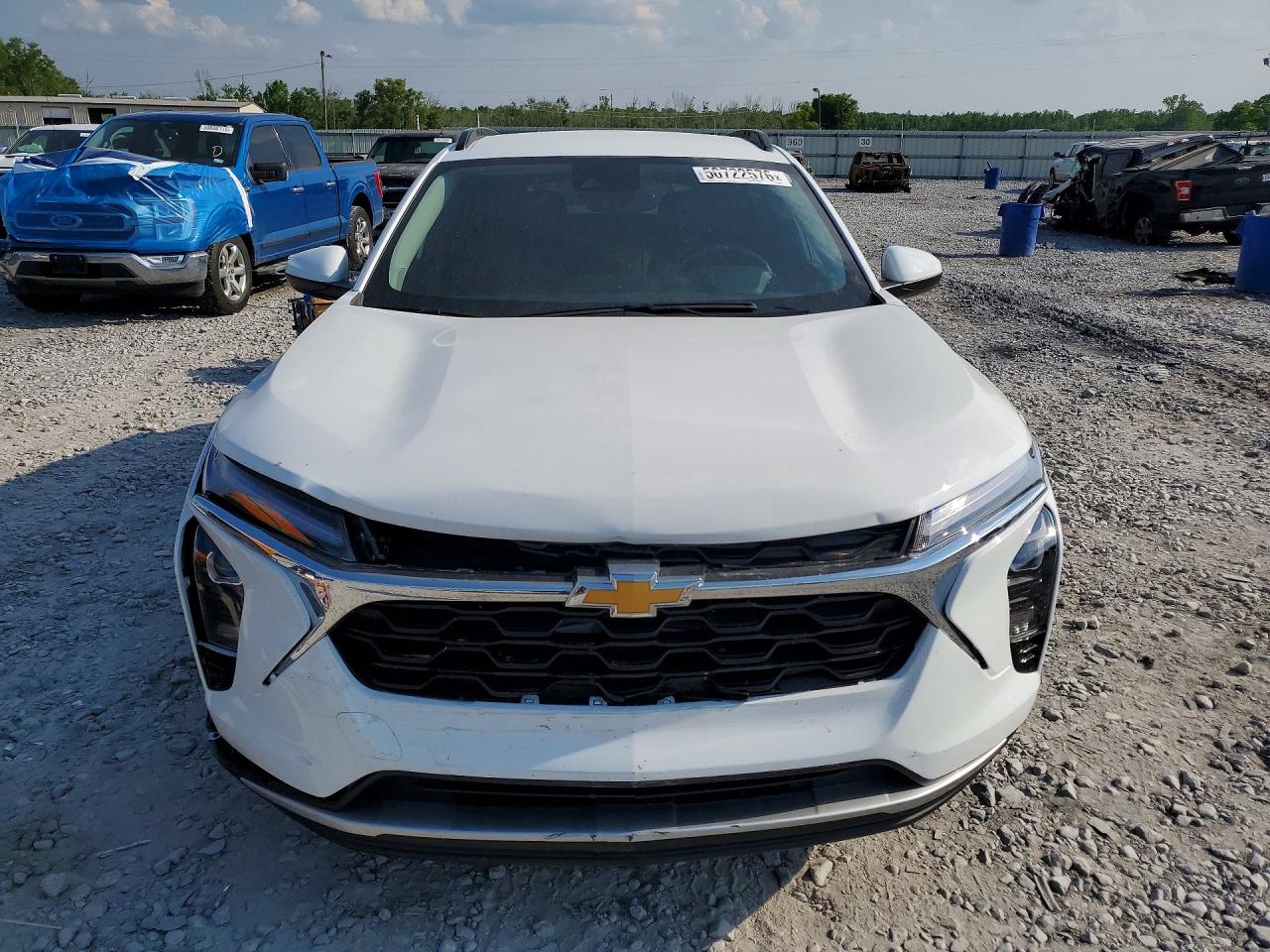 2025 Chevrolet Trax VIN KL77LHEP3SC099034 COPART salvage auction — Rear End, AL - CERT OF TITLE-SALVAGE TITLE, sold $4,650 on 2026-06-25 (photo 5)