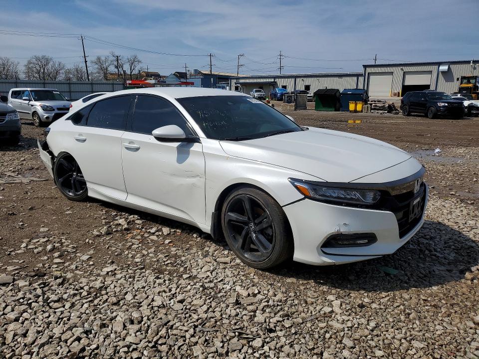 2018 Honda Accord VIN 1HGCV1F31JA062994 COPART salvage auction — SIDE, IL - SALVAGE CERTIFICATE, sold $5,300 on 2026-07-03 (photo 4)