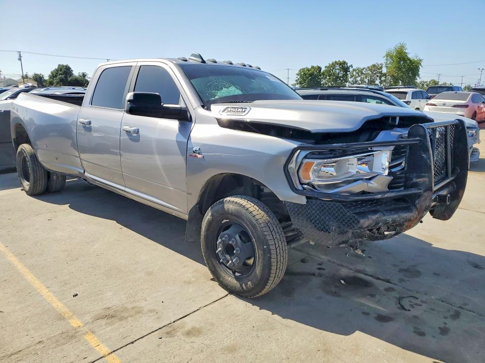 2020 Ram 3500 VIN 3C63RRHL7LG109083 COPART salvage auction — FRONT END, Ok - Dis/Dlr/Exp Only Salvage Title, sold $15,300 on 2026-07-29 (photo 4)