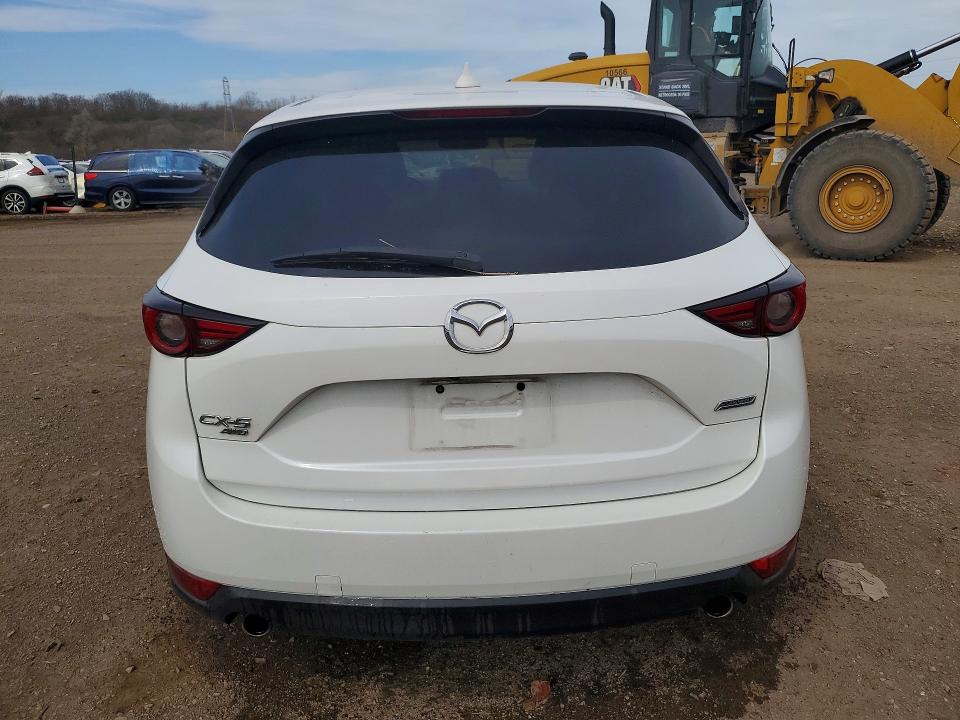 2017 Mazda Cx-5 VIN JM3KFBDL0H0200130 COPART salvage auction — HAIL, Il - Salvage Certificate, sold $6,900 on 2026-07-10 (photo 6)