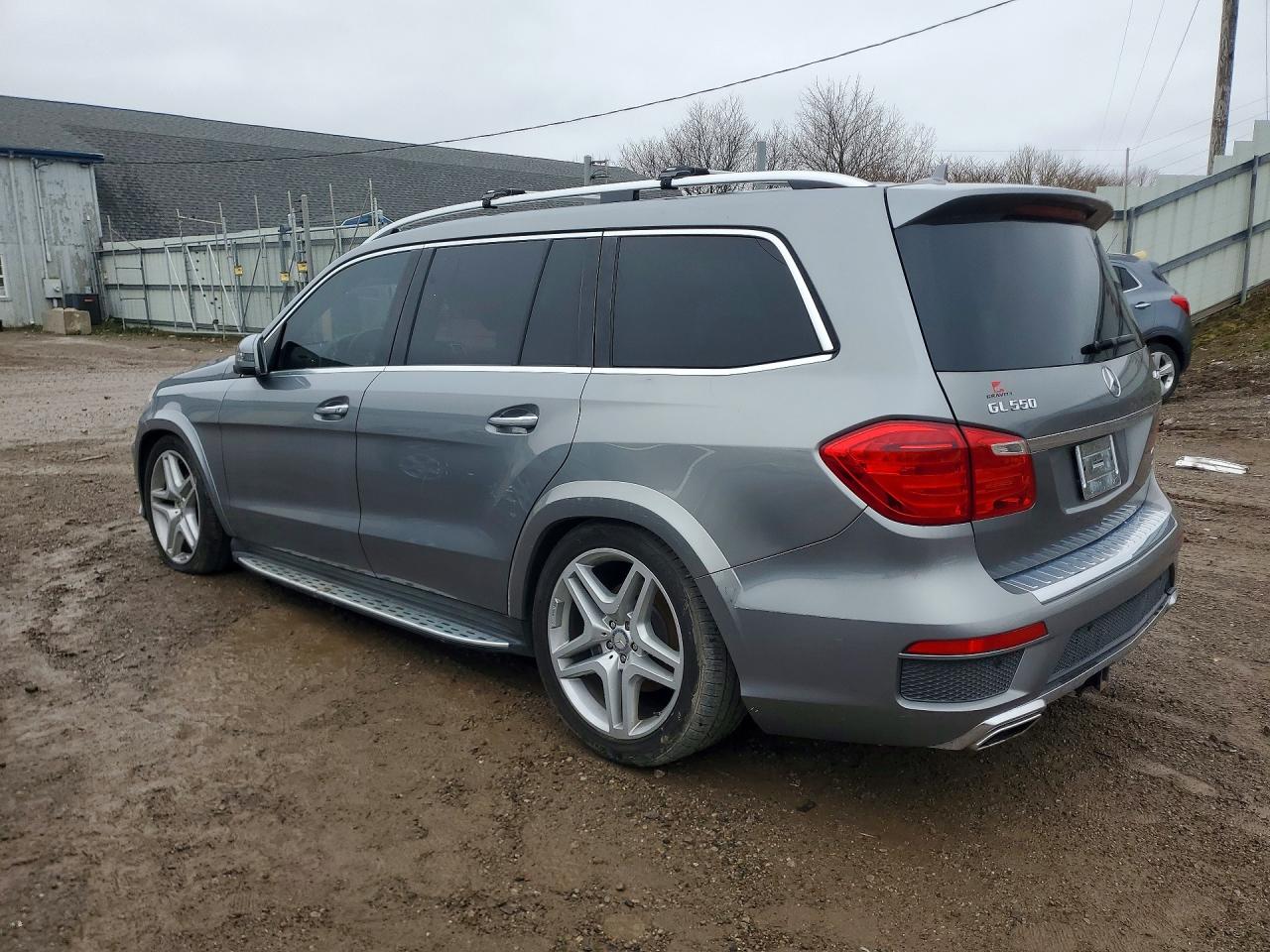 2015 Mercedes-Benz GL-Class VIN 4JGDF7DE3FA461755 COPART salvage auction — Minor Dent/Scratches, MI - DEALER ONLY CLEAN TITLE, sold $3,950 on 2026-07-01 (photo 2)