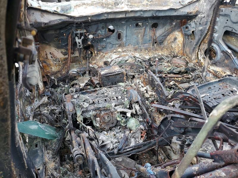 2013 Acura Tl VIN 19UUA8F23DA016412 COPART salvage auction — BURN, Ca - Non-Repairable Vehicle Cert, sold $80 on 2026-07-10 (photo 8)