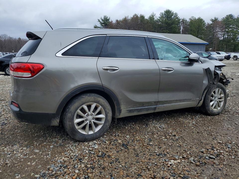 2018 Kia Sorento VIN 5XYPGDA58JG375707 COPART salvage auction — FRONT END, ME - CERT OF TITLE-SALVAGE COLLISIO, sold $300 on 2026-07-02 (photo 3)