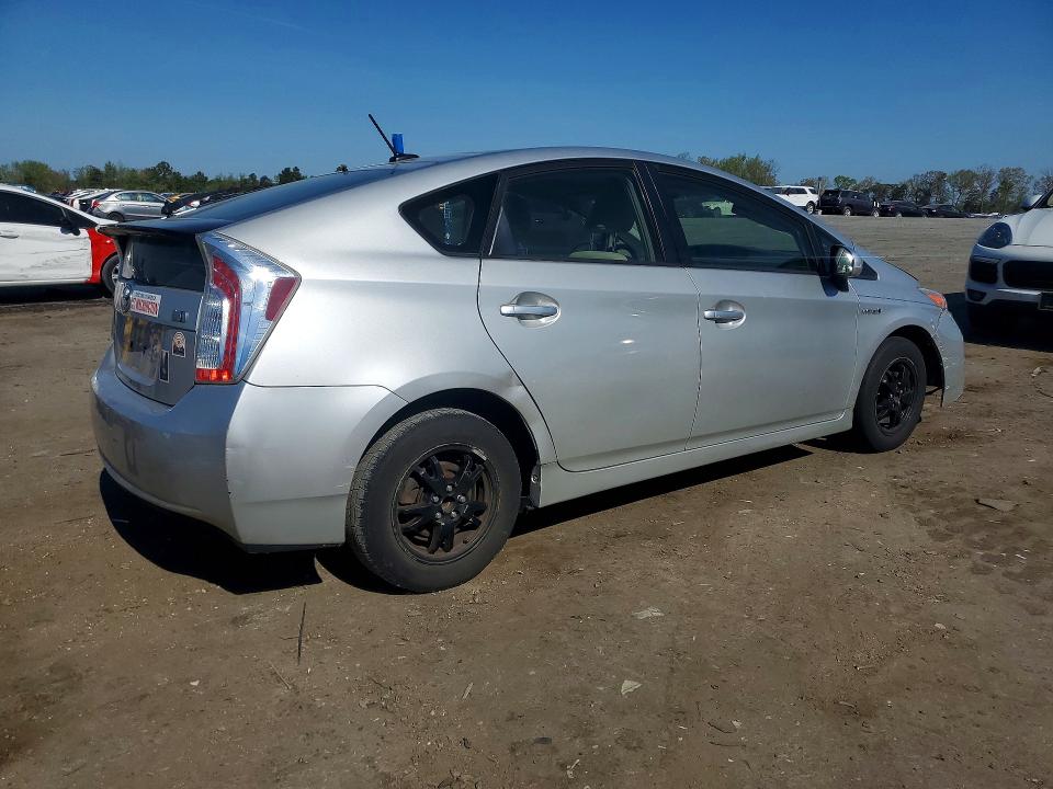 2014 Toyota Prius VIN JTDKN3DUXE1790644 COPART salvage auction — FRONT END, Md - Cert Of Salvage > 75% Damage, sold $225 on 2026-07-22 (photo 3)