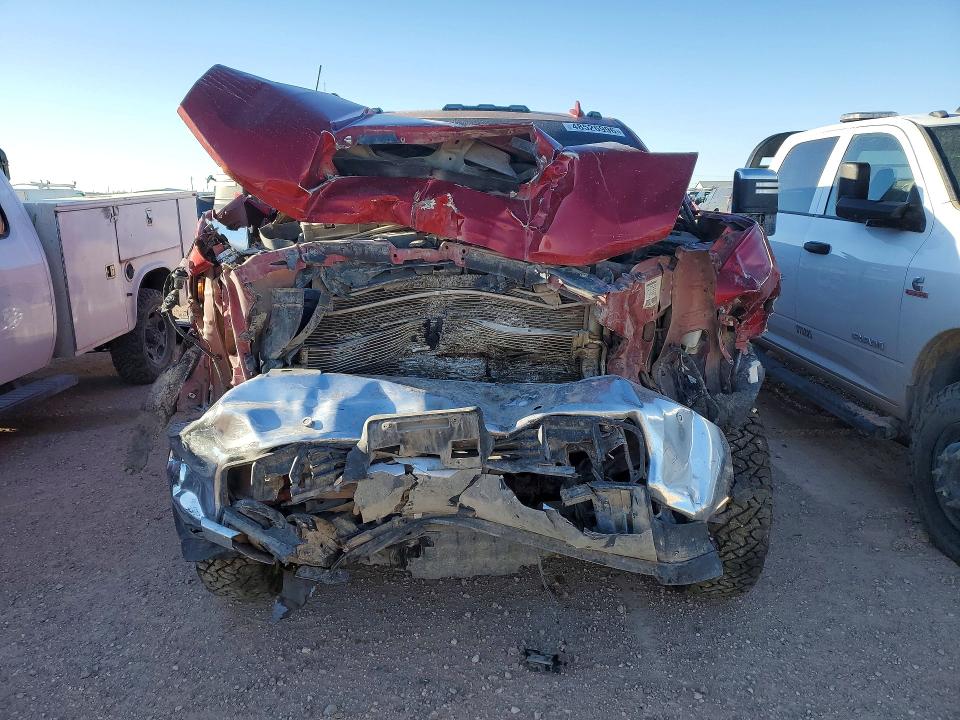 2022 Chevrolet Silverado VIN 1GC4YUEY5NF191872 COPART salvage auction — FRONT END, Tx - Salvage Vehicle Title, sold $10,700 on 2026-07-29 (photo 5)