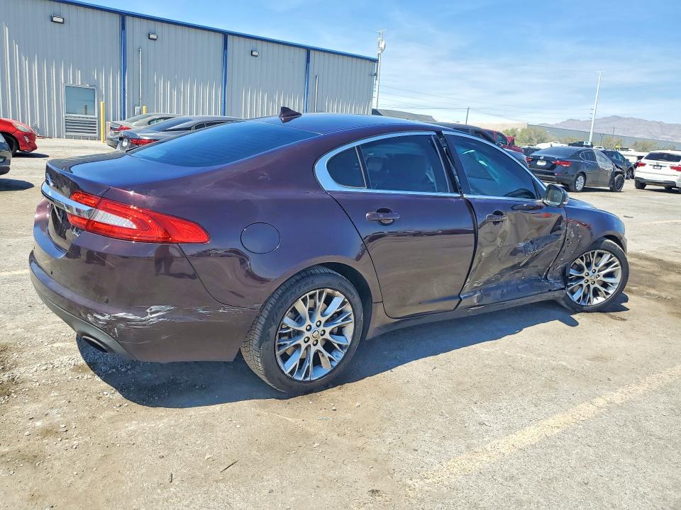 2013 Jaguar Xf VIN SAJWA0E73D8S70801 COPART salvage auction — SIDE, NV - SALVAGE TITLE, sold $2,100 on 2026-07-28 (photo 3)