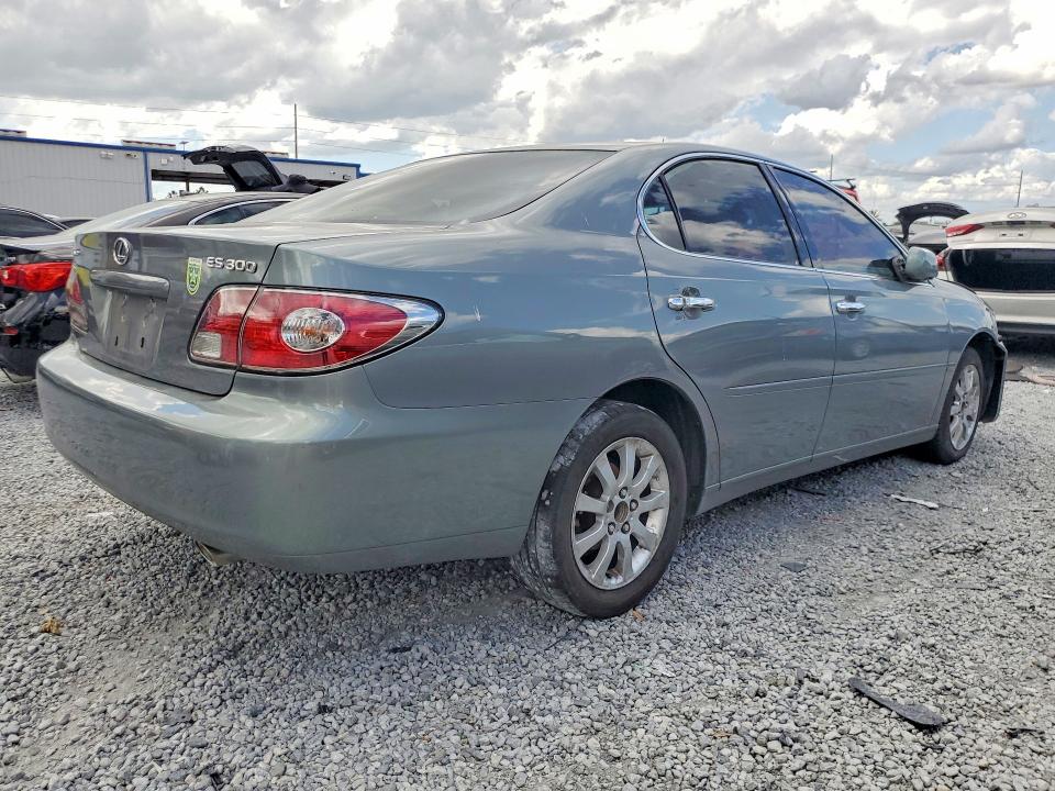 2003 Lexus ES VIN JTHBF30G330127768 COPART salvage auction — FRONT END, Fl - Cert Of Title Slvg Rebuildable, sold $10 on 2026-07-28 (photo 3)
