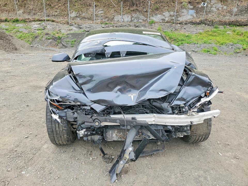 2025 Tesla Model 3 VIN 5YJ3E1EB2SF900529 COPART salvage auction — FRONT END, Salvage Title, sold $7,400 on 2026-07-14 (photo 5)