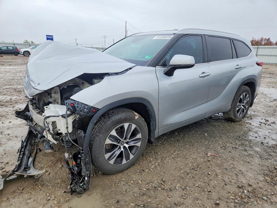2023 Toyota Highlander VIN 5TDKDRBH4PS006377 COPART salvage auction — FRONT END, Ut - Salvage Certificate, sold $9,600 on 2026-07-07 (photo 1)
