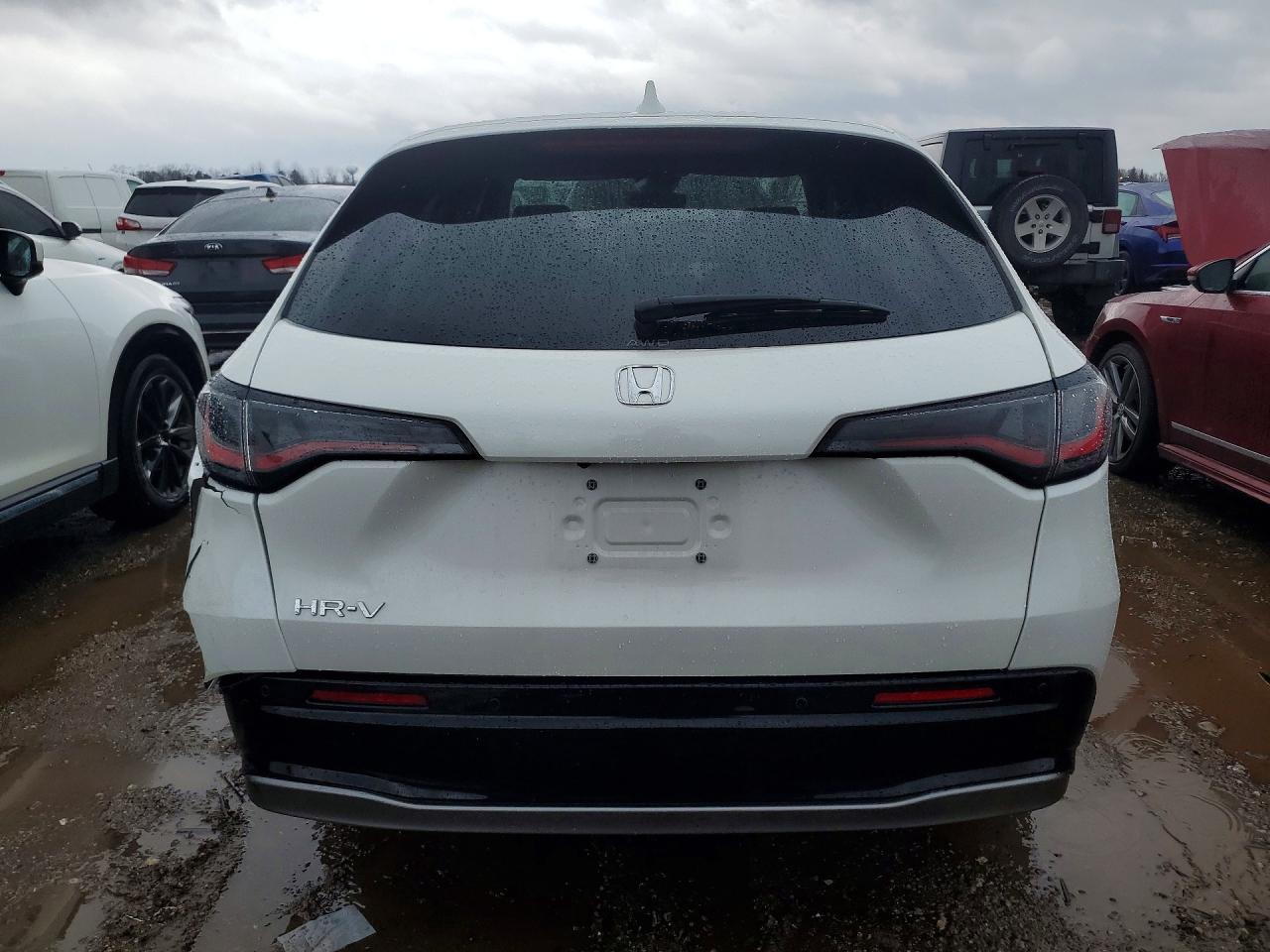 2025 Honda HR-V VIN 3CZRZ2H72SM710750 COPART salvage auction — Rear End, IL - SALVAGE CERTIFICATE, sold $10,400 on 2026-07-07 (photo 6)