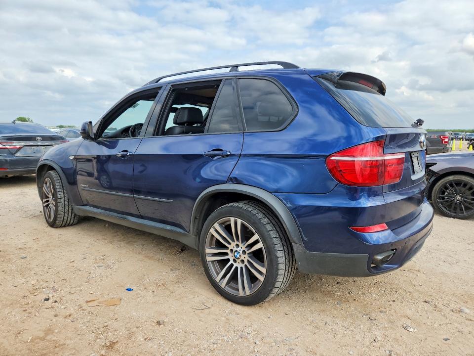2011 BMW X5 VIN 5UXZV8C5XBLL67955 COPART salvage auction — MINOR DENT/SCRATCHES, Tx - Certificate Of Title, sold $1,900 on 2026-07-30 (photo 2)