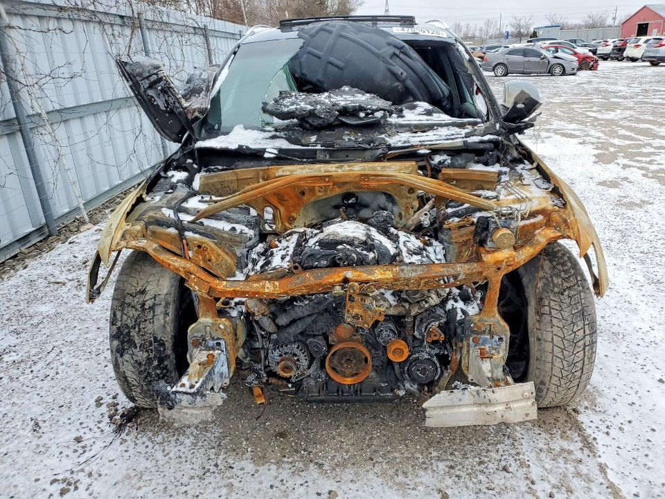 2012 Audi Q5 VIN WA1MKCFP2CA006165 COPART salvage auction — Burn Engine, On - Permit Irrepairable, sold $125 on 2026-07-23 (photo 5)