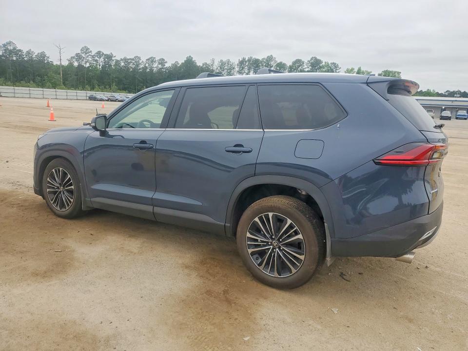 2026 Toyota VIN 5TDADAB55TS034637 COPART salvage auction — SIDE, Sc - Cert Of Title-Salvage, sold $28,500 on 2026-07-27 (photo 2)